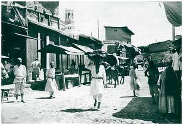 1925 Предпл Ташкент Улица у Медресе Кукельдаш