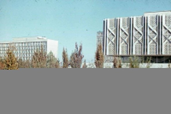 1975 Ташкент Проспект Ленина у Филиала Музея Ленина