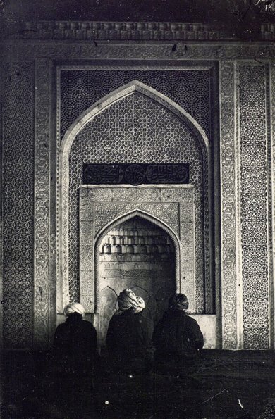 1872 Ходжент Интерьер Мавзолея Шейха Муслихиддина Намаз
