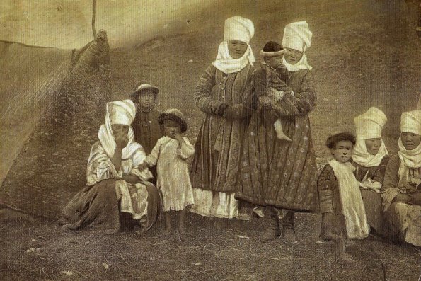 1900 Кыргызстан Каракол Фото Путешественников С Боргезе и М Цурбриггена 3