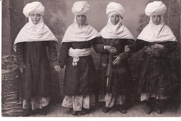 1910 Жены-Казашки