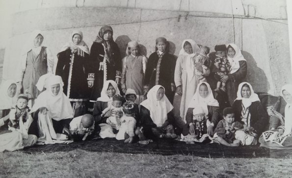 1925 Caspian Kazakhs 1