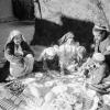 1936 Таджикистан Семья за Обедом 1