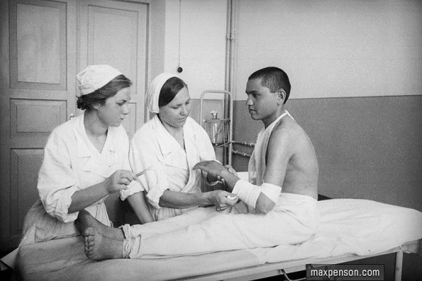1943 Ташкент Военный Госпиталь Осмотр и Процедуры