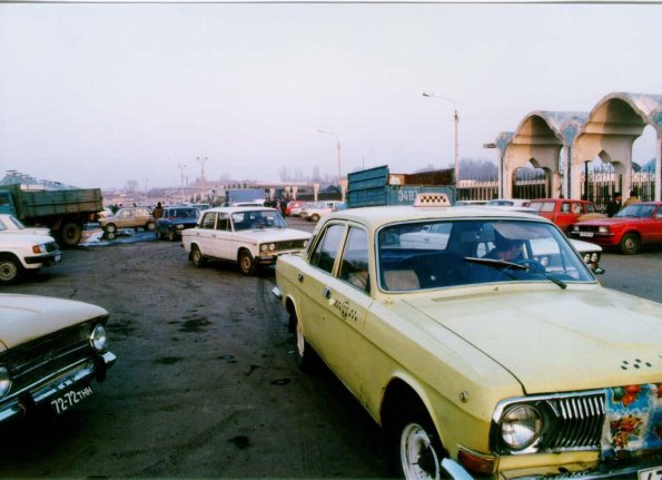 1996 Tashkent Chorsu Bazar Entrance